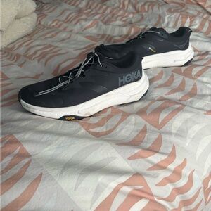 Hoka Women’s Transport Black and White Lightweight Running Shoes Size 9